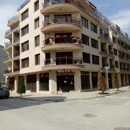 아파트 Studio Nataly Sea View 포마리